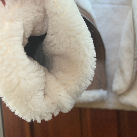 Fire Lady Fur Faux Suede & Fur crop Asymmetrical zip full fur lining & Sleeves - Picture 10 of 17